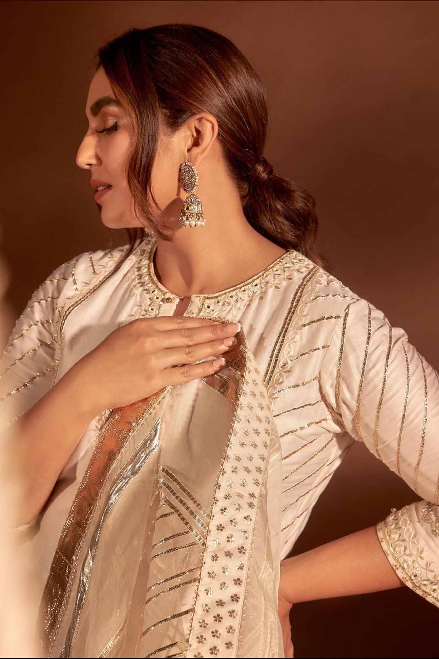 Huma Qureshi in Eliza - Daisy Ivory Chanderi Silk Kurta and Garara Set with Organza dupatta - Image 5