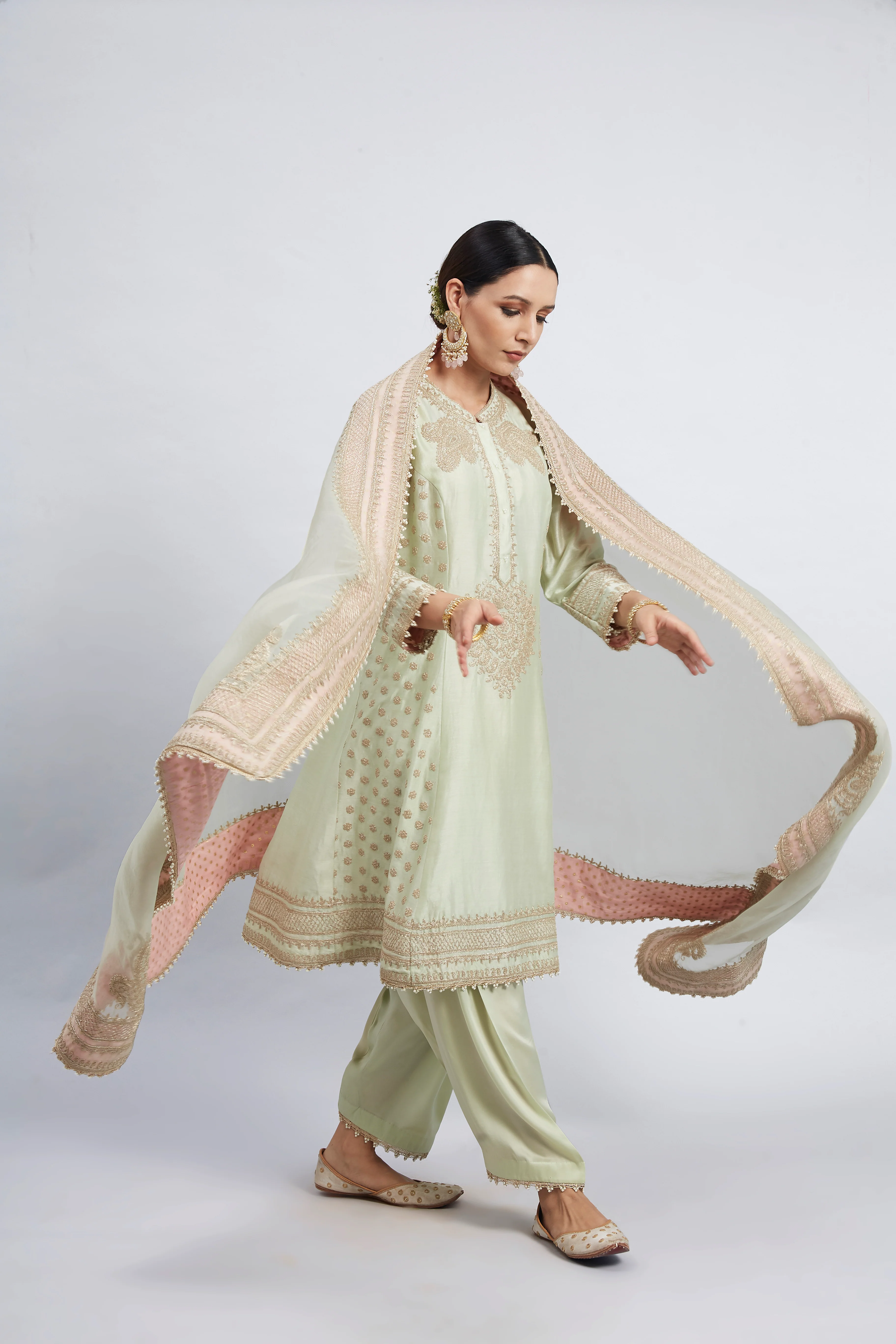 Naazira- Mint Green Tilla Embroidered Kurta Set - Image 5