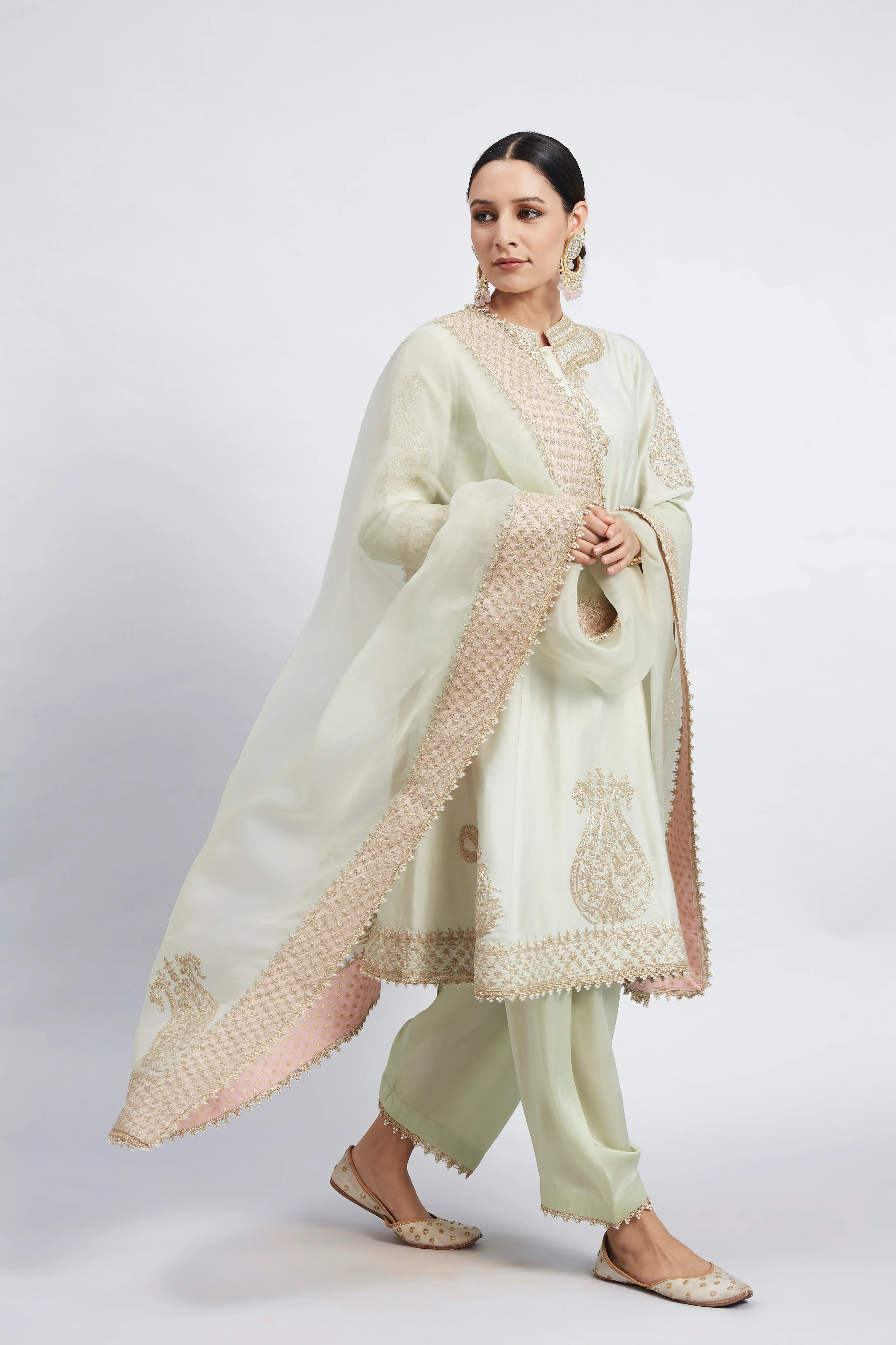 Rabhya- Mint Green Tilla Embroidered Kurta Set - Image 4