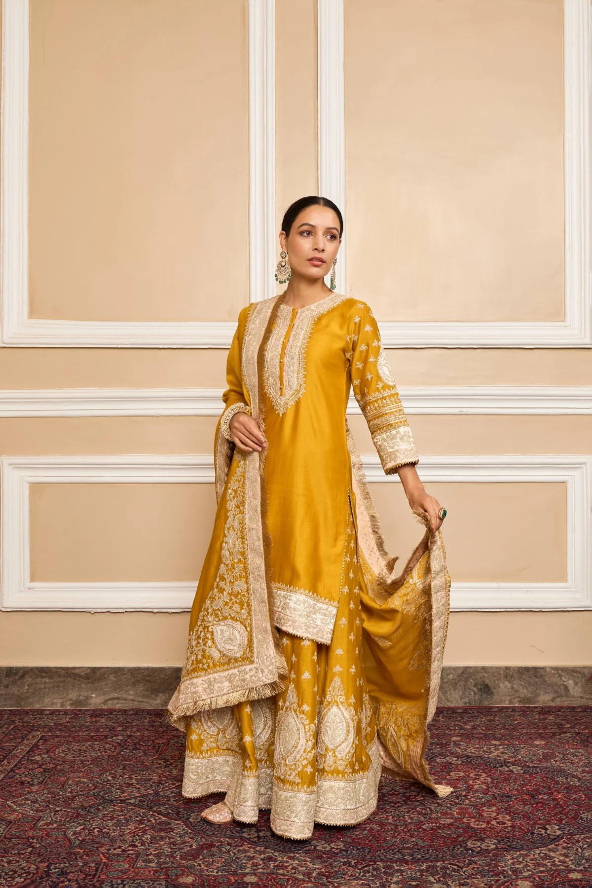 Aashi Wadhwa In RAINA - Glaze Mustard SHORT KURTA WITH SHARARA AND ODHNI - Image 5