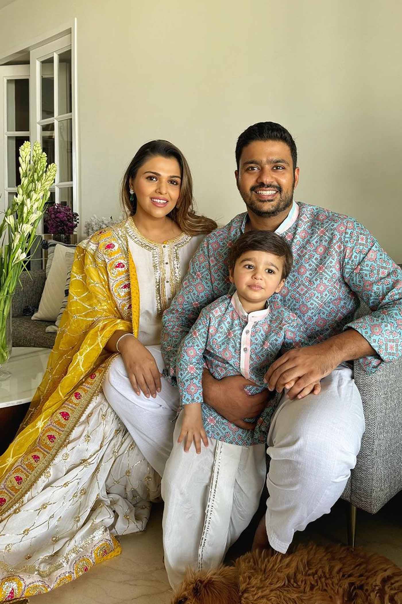 Tina Kakkad In Shabina- Daisy Ivory short kurta with garara and dupatta - Image 4