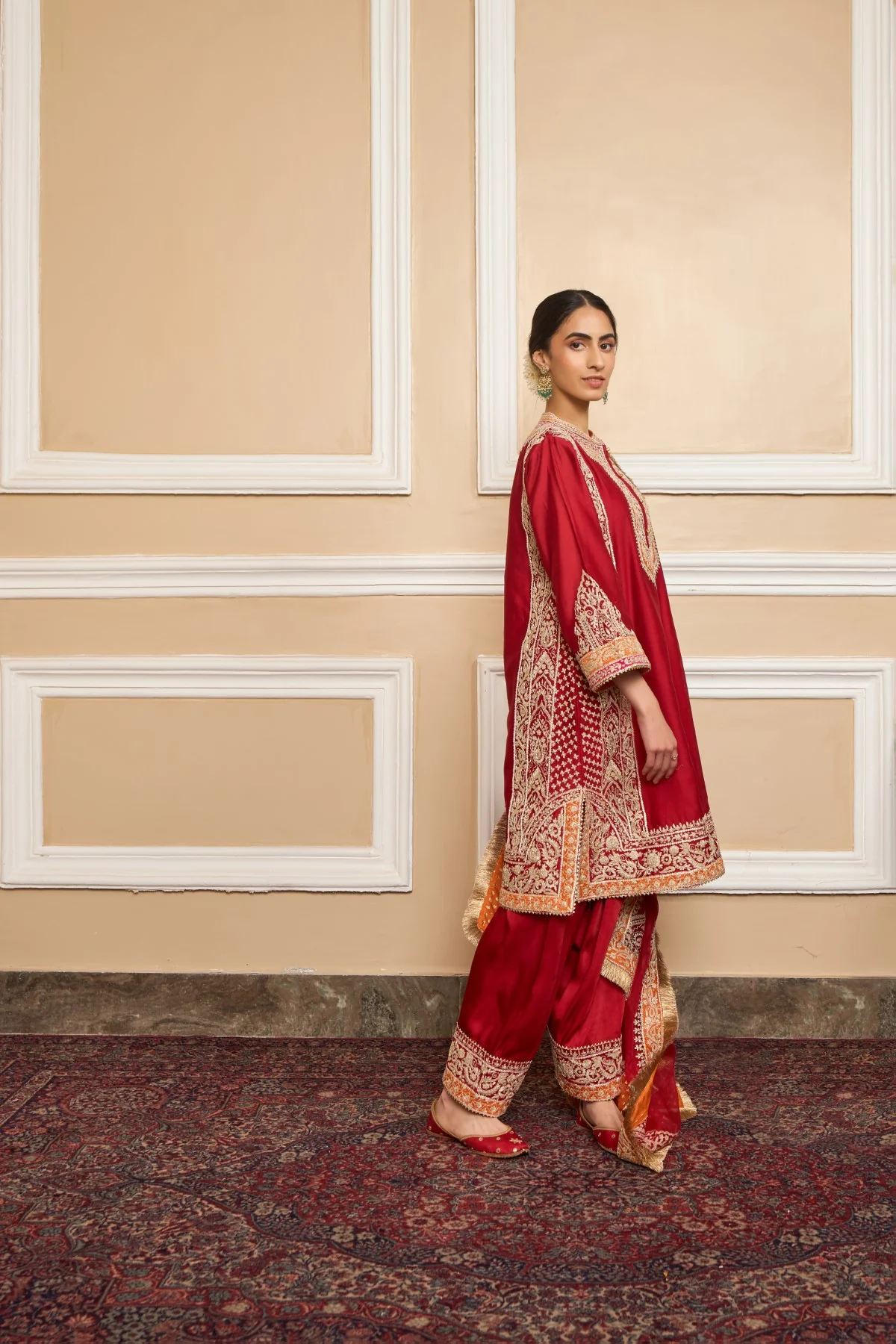 NAAYAAB - DEEP RED SHORT KURTA WITH SALWAR AND DUPATTA - Image 4
